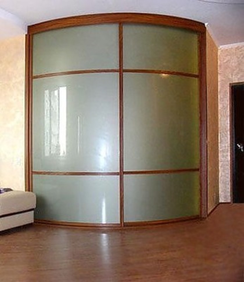 Встроенный шкаф купе радиусный в классическом стиле Новочеркасск