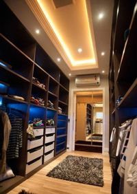 Большая открытая гардеробная комната с комбинированным наполнением Новочеркасск